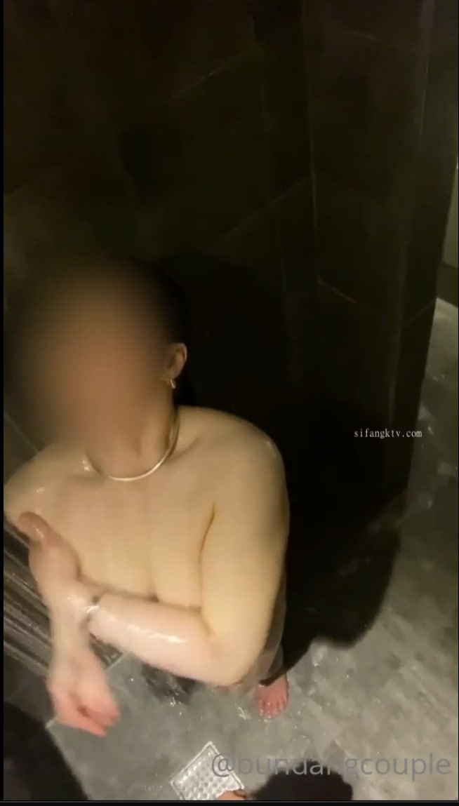 久久久精品“分手了还能被你操吗？”【完整版65分钟已上传简介】